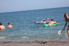 spain_man_swimming