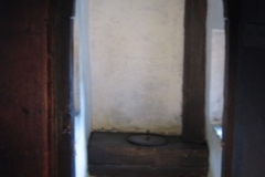 salz_fortress_toilet