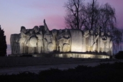 ispery_monument